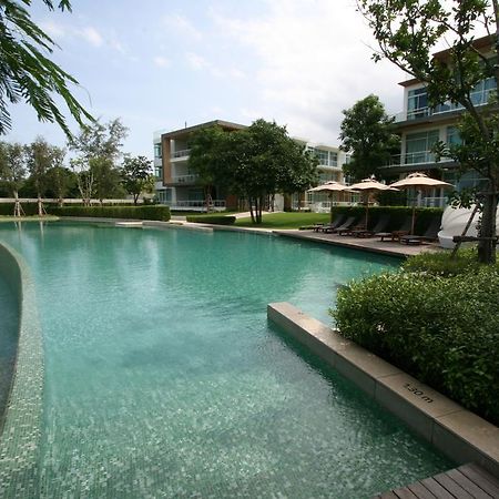 Huahin Beach Luxury Condominium Номер фото